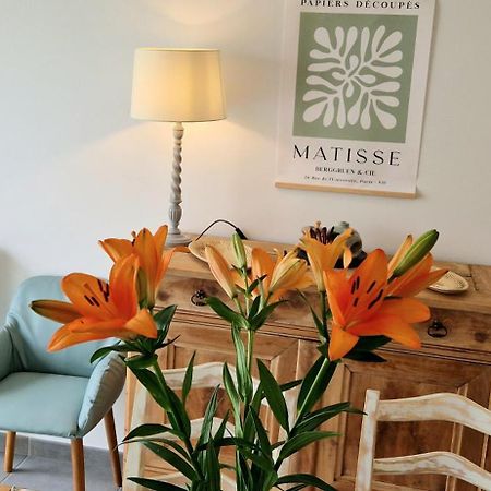 Maison Moderne Proche Du Centre De バダン エクステリア 写真